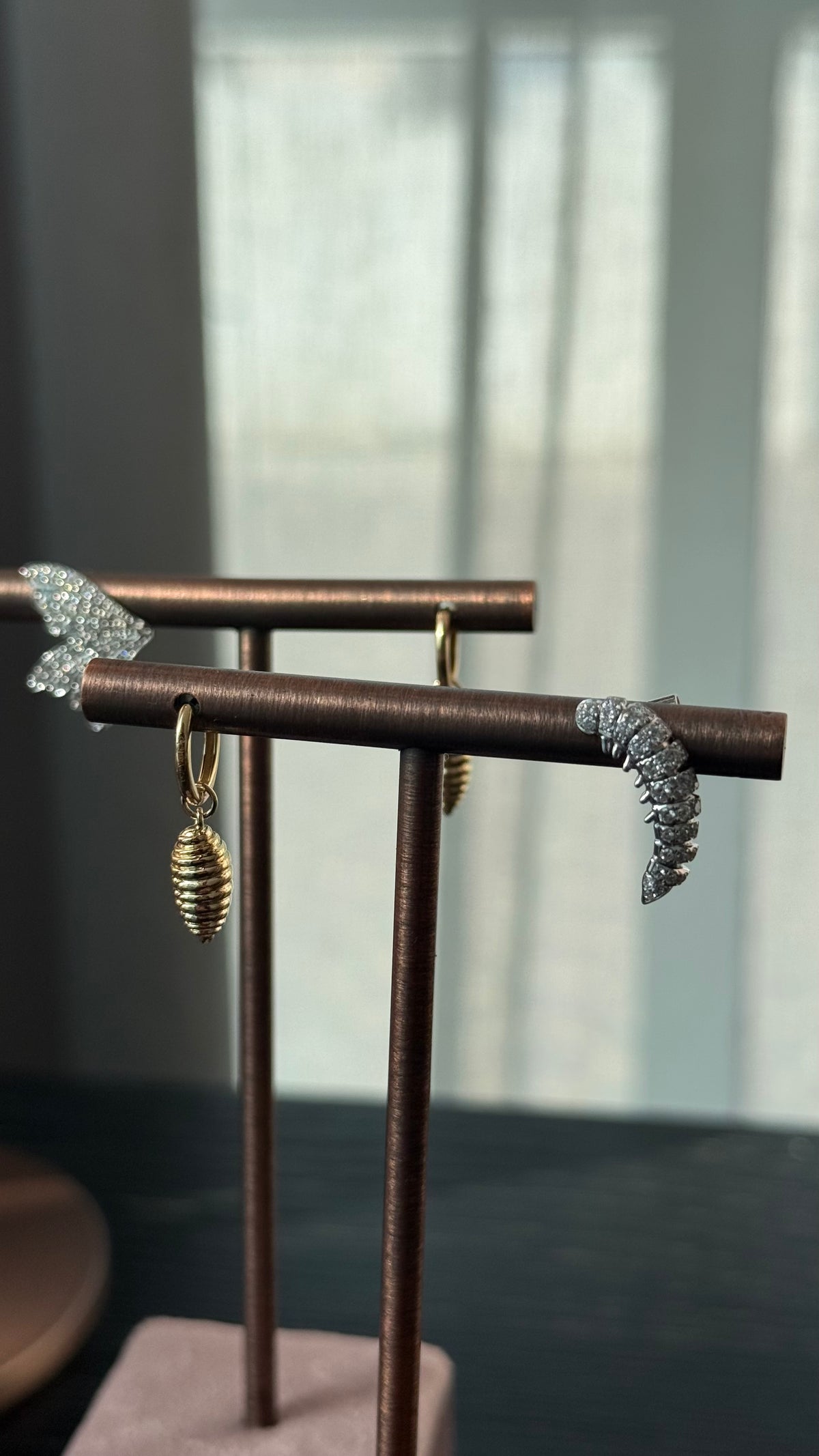 The Caterpillar 🐛 single Earing