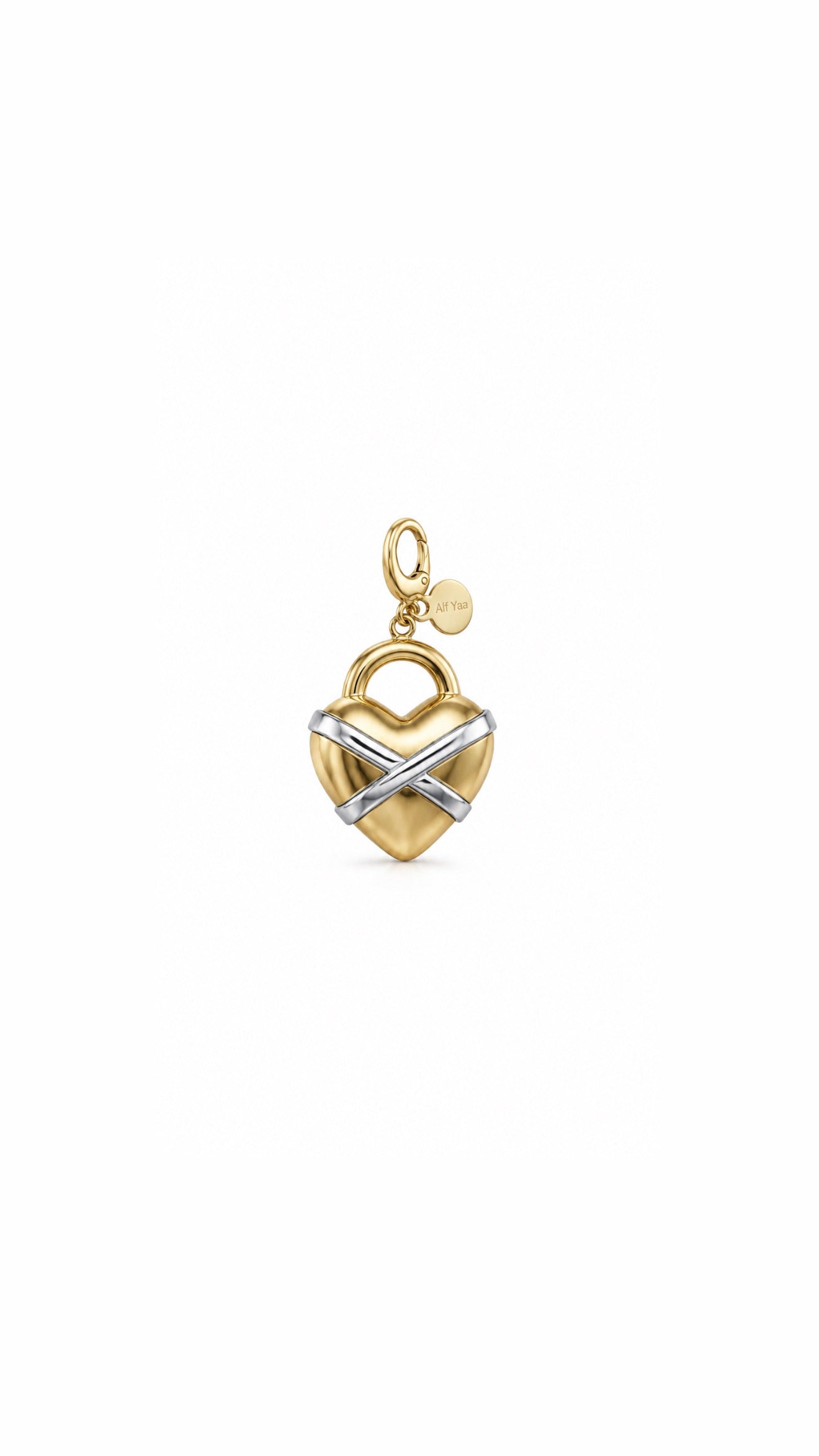Embraced Heart Charm  القلب المُحتضَن